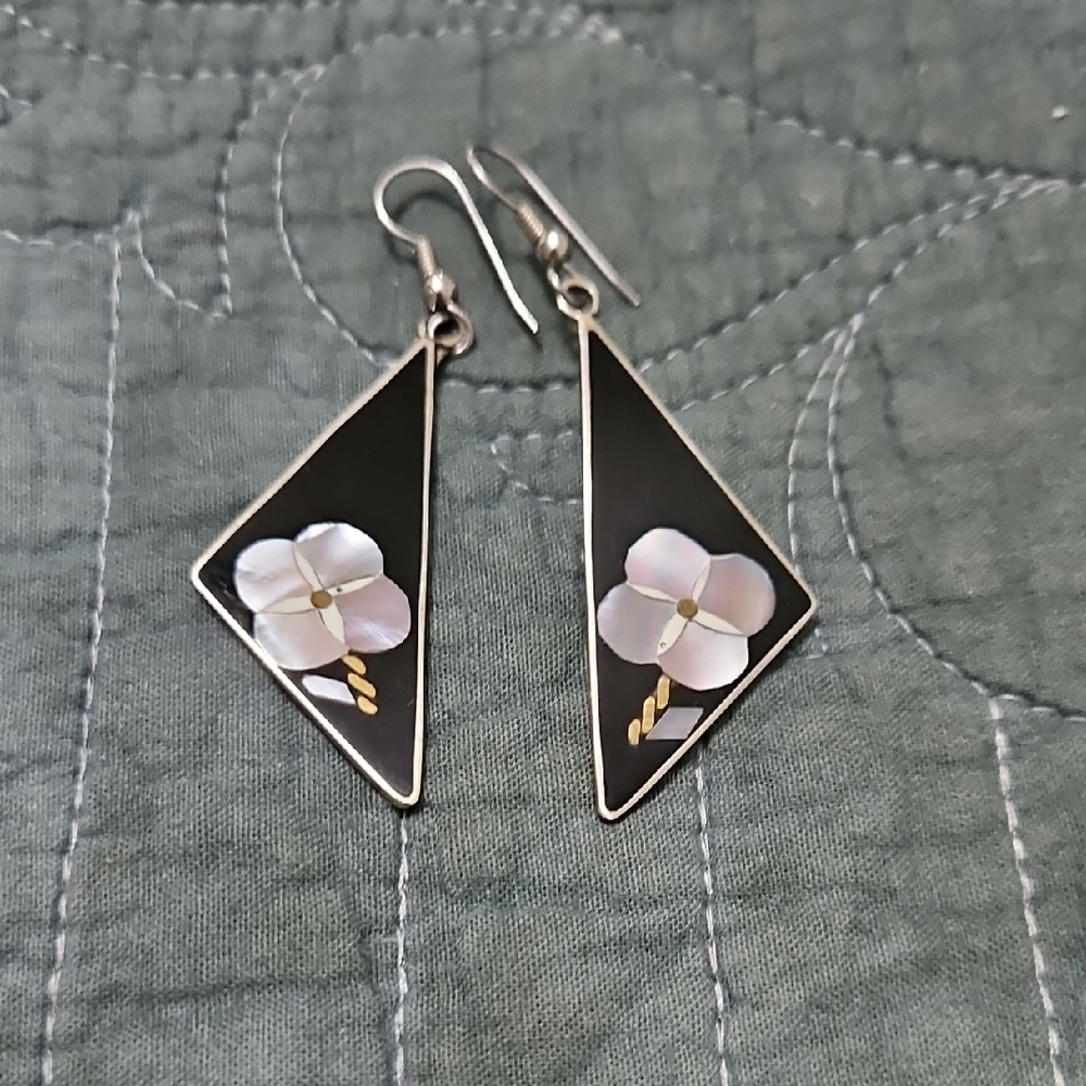 Elegant Black and Silver Floral Earrings